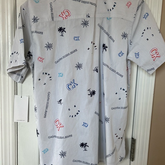 Calvin Klein boys button up - Picture 4 of 4